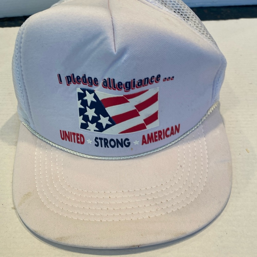 Vintage White Patriotic Cap